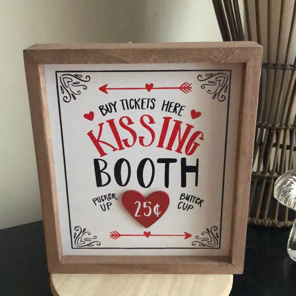 KISSING Booth Valentines Wooden Sign Decor